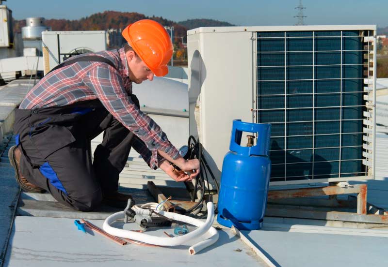 INSTALADORES DE AIRE ACONDICIONADO