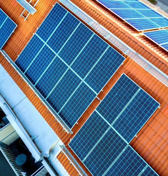 Davofrío - Instalación de placas solares en Valencia, Alicante y Murcia | Instalación de paneles Fotovoltaicos